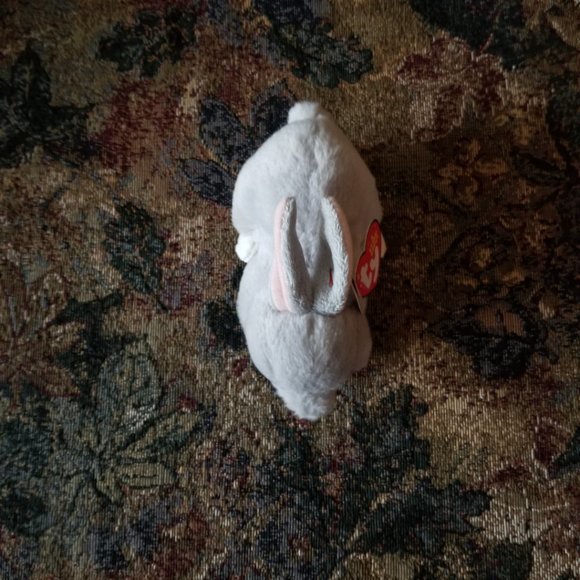 Nibbler, small rabbit soft, plush, realistic classic toy, Ty Beanie Babies - Picture 6 of 9